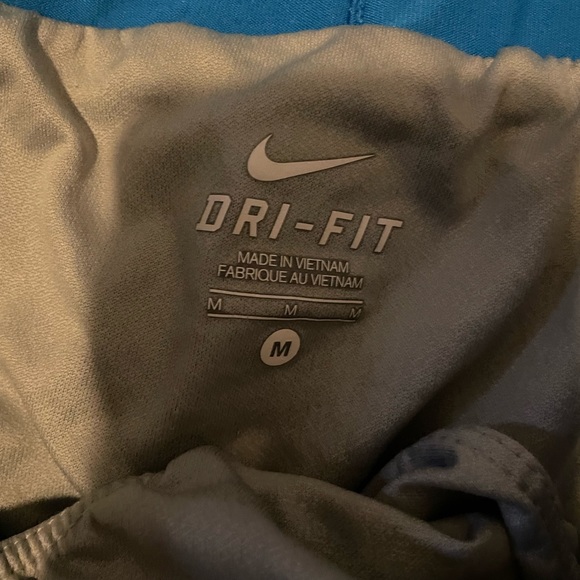 Nike shorts size medium - Picture 1 of 2